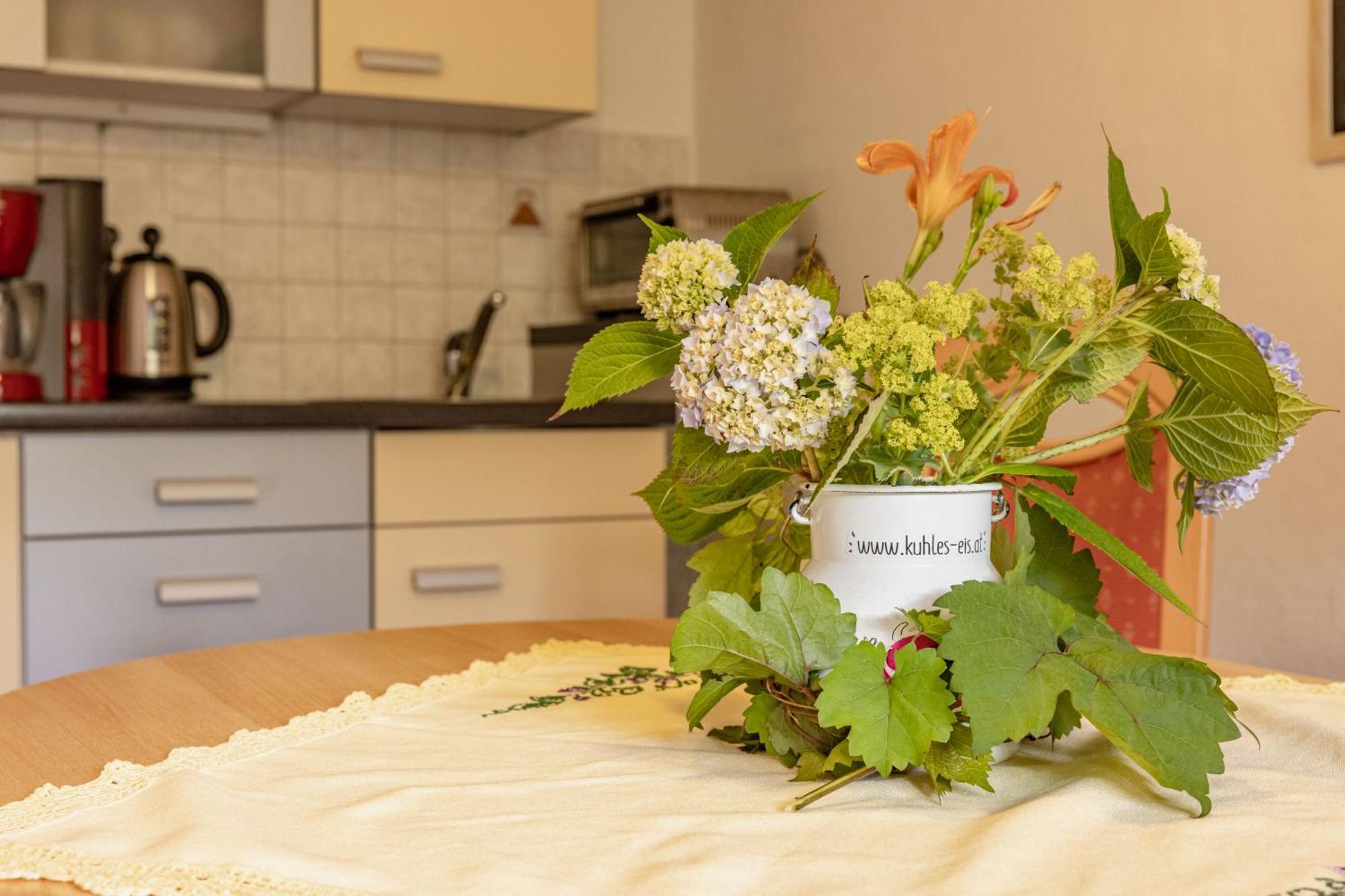 Lissis Bauernhof Appartments Gundersheim Eksteriør billede