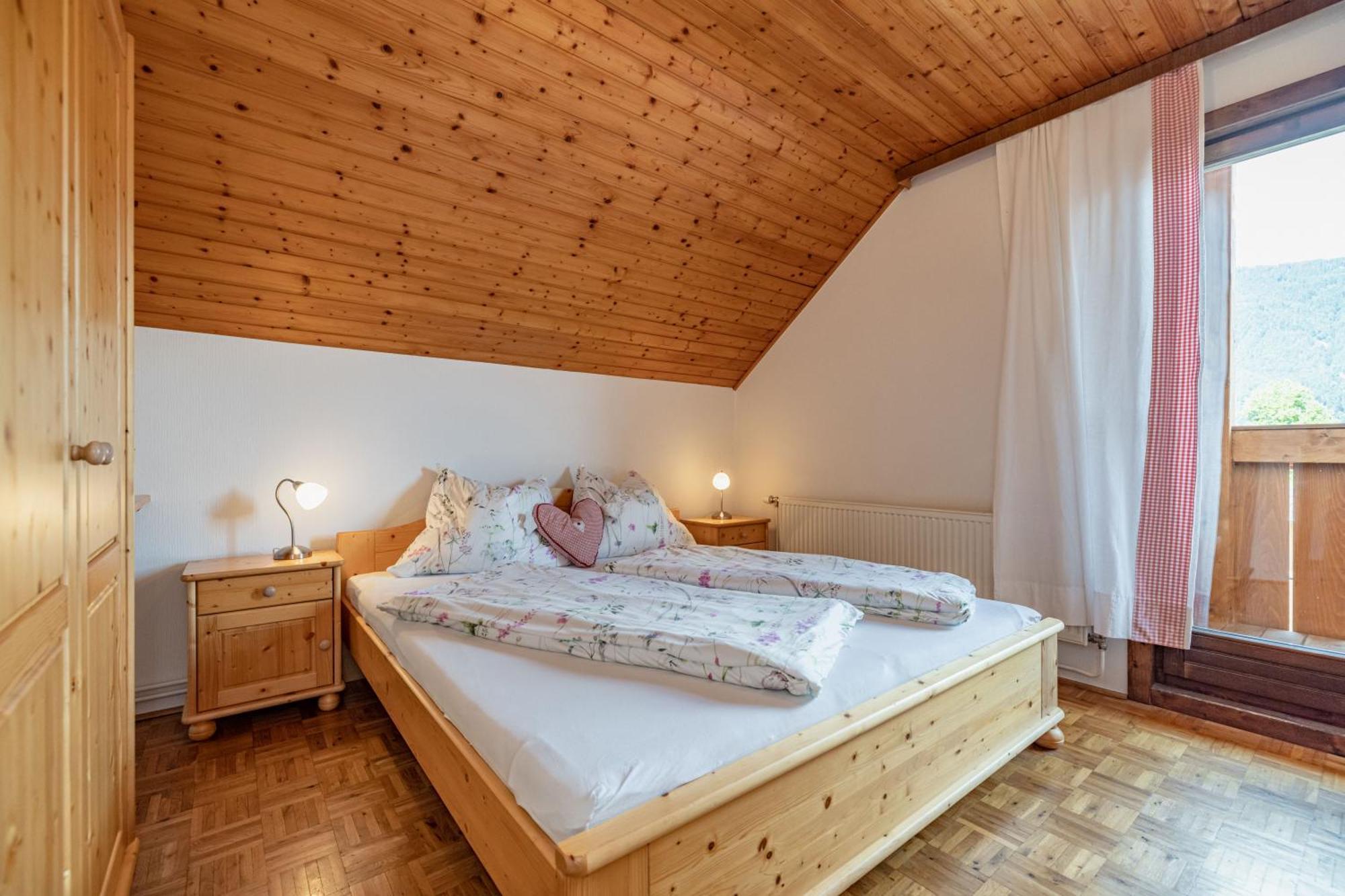 Lissis Bauernhof Appartments Gundersheim Eksteriør billede